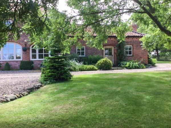 Stable Cottage Withernwick Экстерьер фото